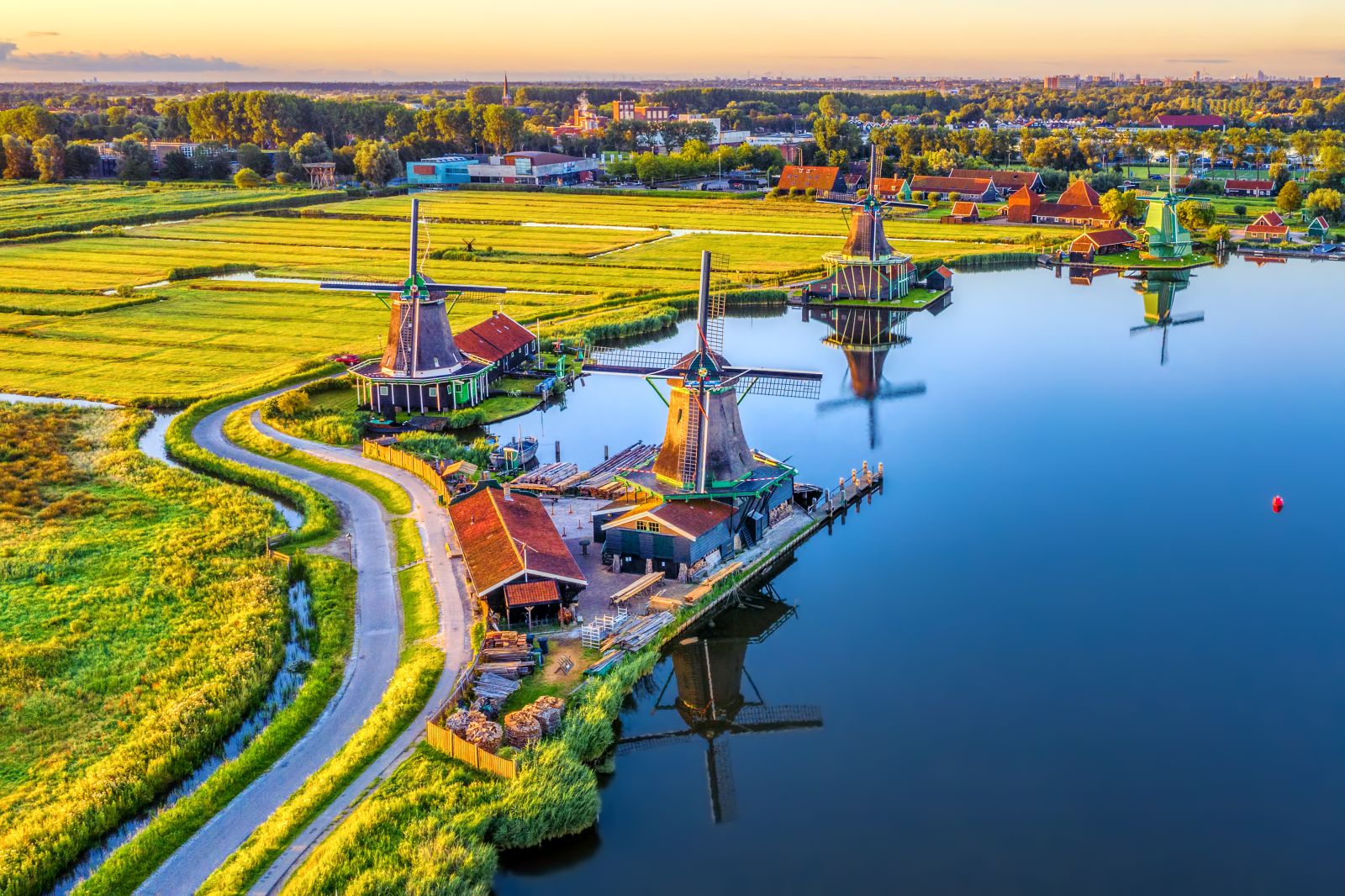 zaandam2.jpg