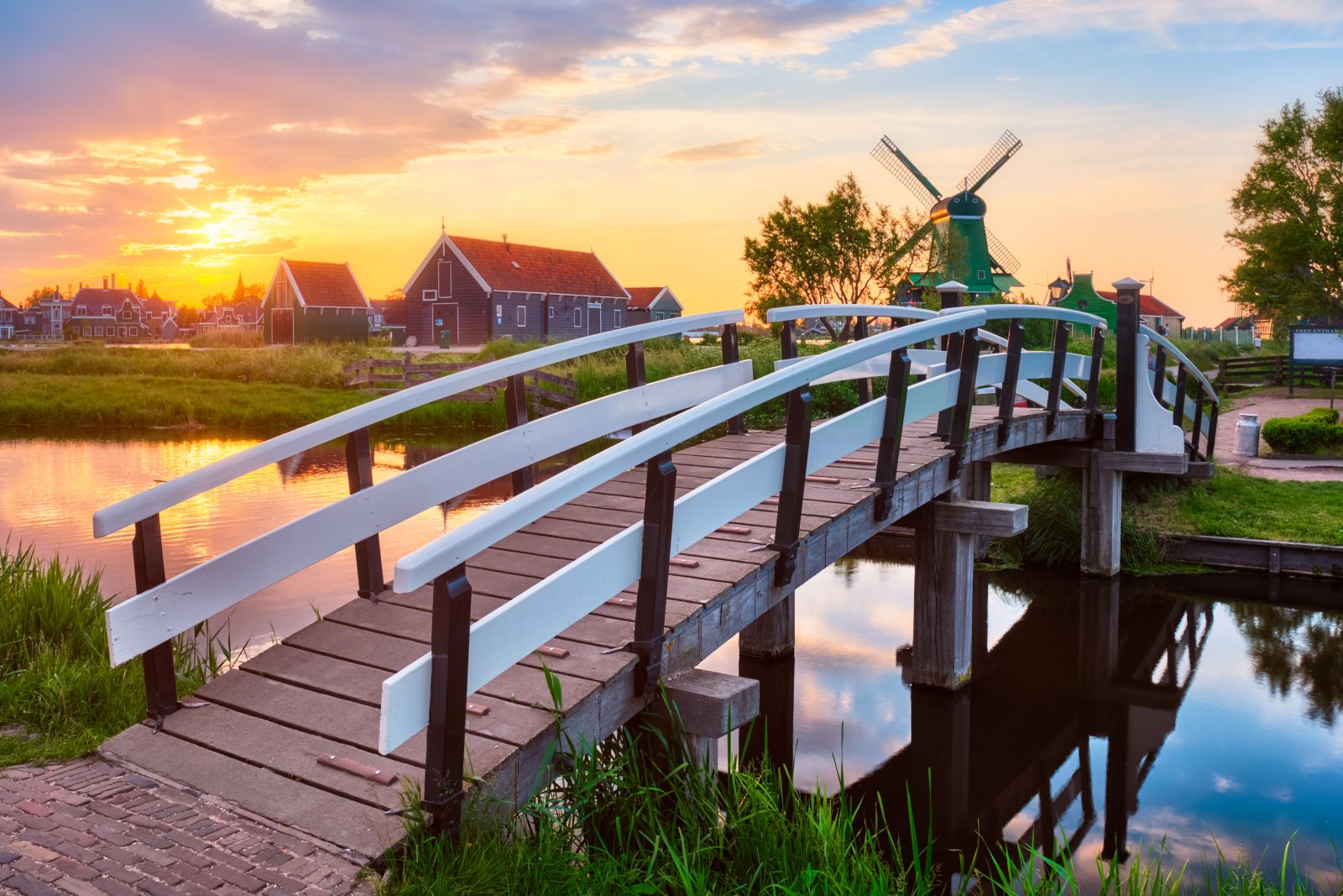 zaandam.jpg